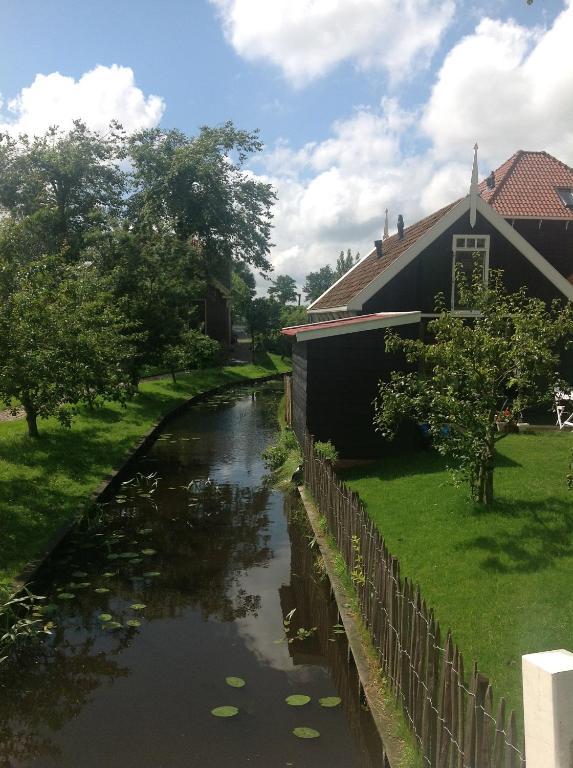Guesthouse Boom Watergang Eksteriør billede